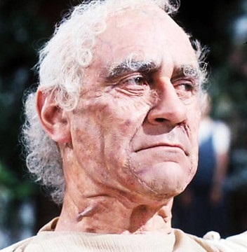 The Lord president of the Bank of Sunday (George Baker, actor)